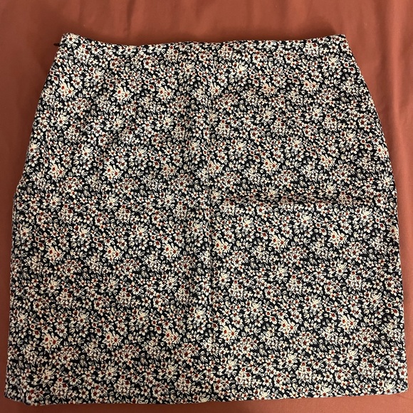 Floral print skirt - Picture 3 of 5
